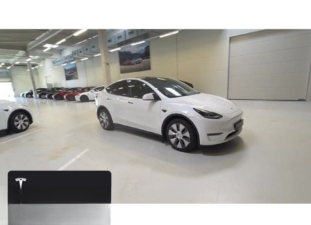 Tesla Model Y Long Range AWD foto 8