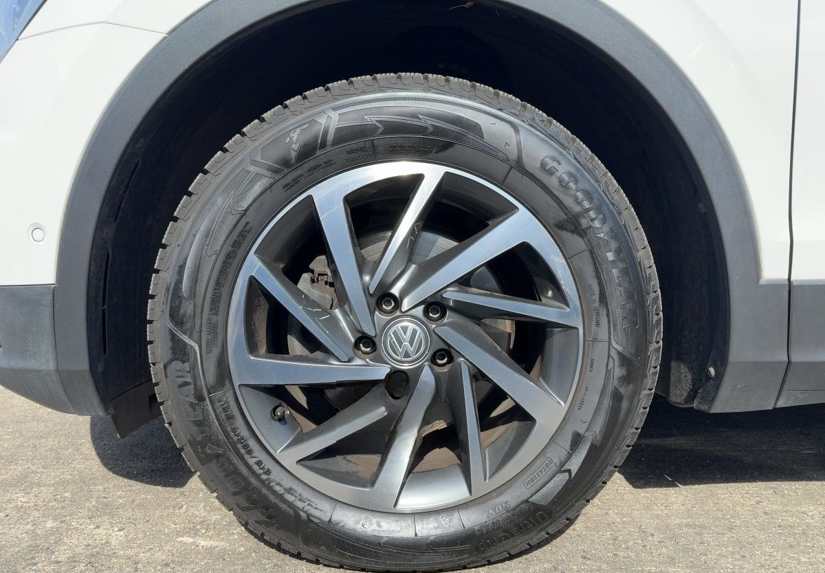 Volkswagen Tiguan 1.4 TSI DSG Sound Navi LED SHZ ACC foto 12