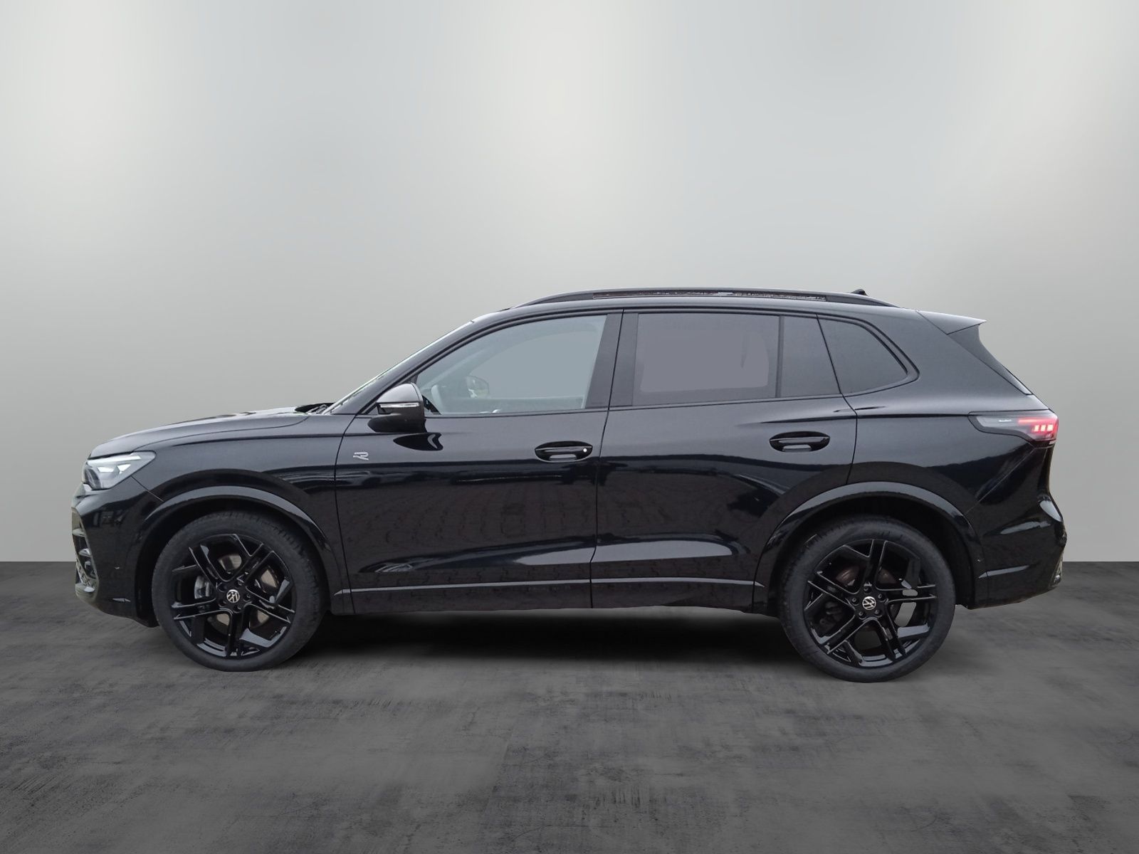 Volkswagen Tiguan R-Line 2.0TDI DSG/ Pano, Matrix, HuD, AHK foto 5