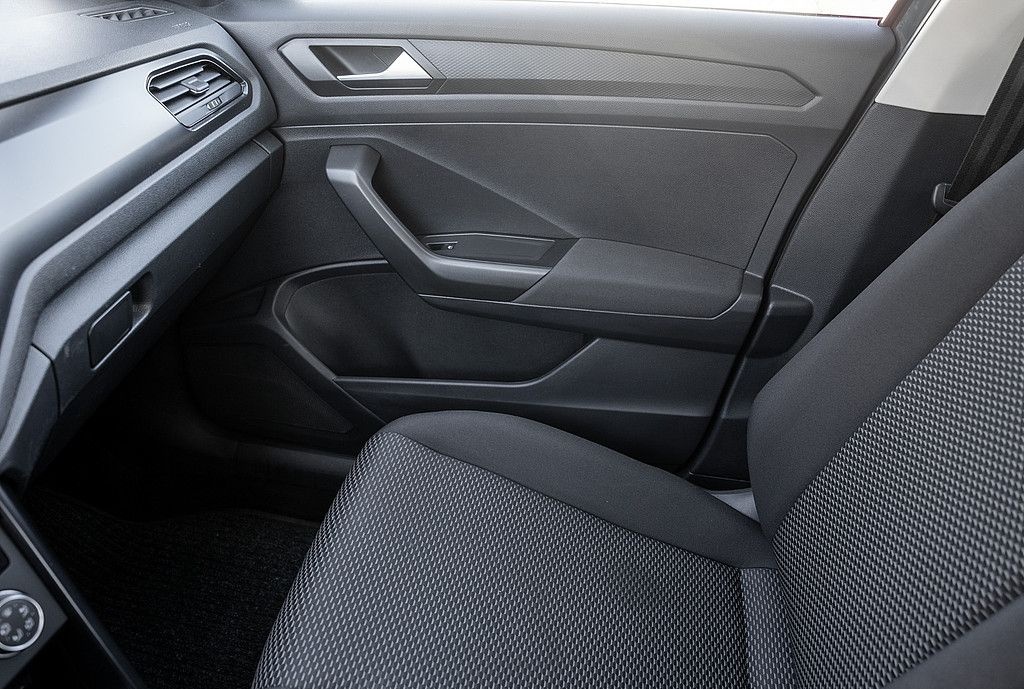 Volkswagen T-Roc 1.0 TSI AHK SHZ KLIMA foto 10