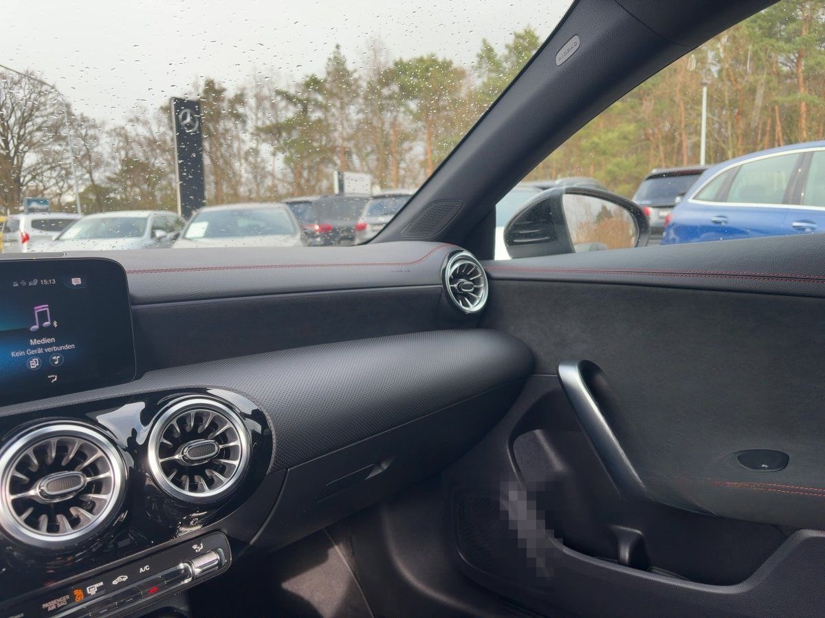 Mercedes-Benz Mercedes-AMG CLA 35 AMG Multibeam/R-Kamera/DAB foto 15