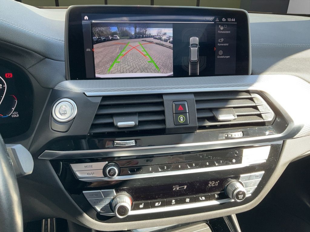 BMW X3 M40d LASER NAV HUD PAN KAMERA 20" AHK PDC SHZ foto 14