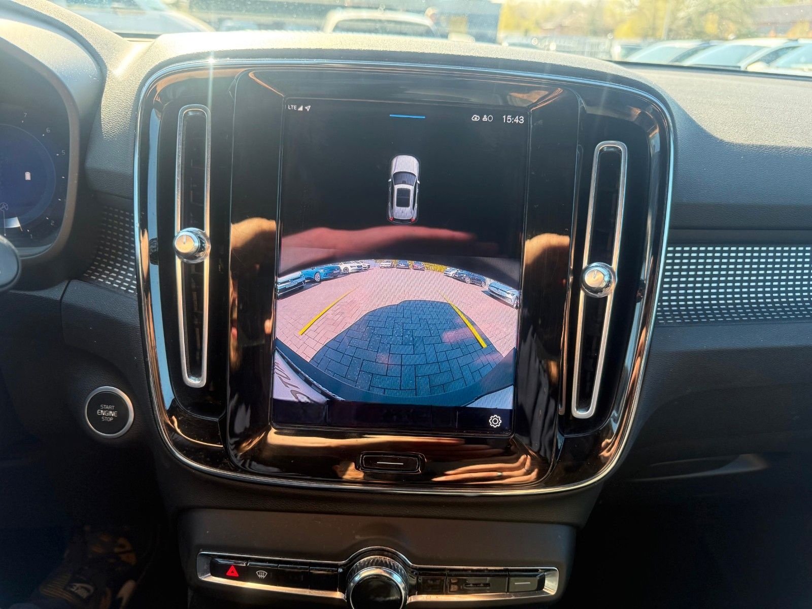 Volvo XC40 B4 Plus Dark AUTOMATIK*LEDER* foto 19