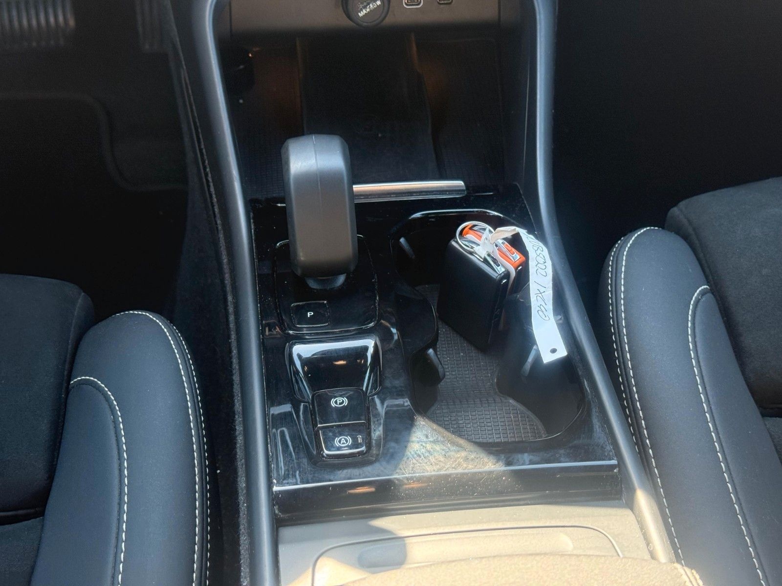 Volvo XC40 B4 Plus Dark AUTOMATIK*LEDER* foto 22