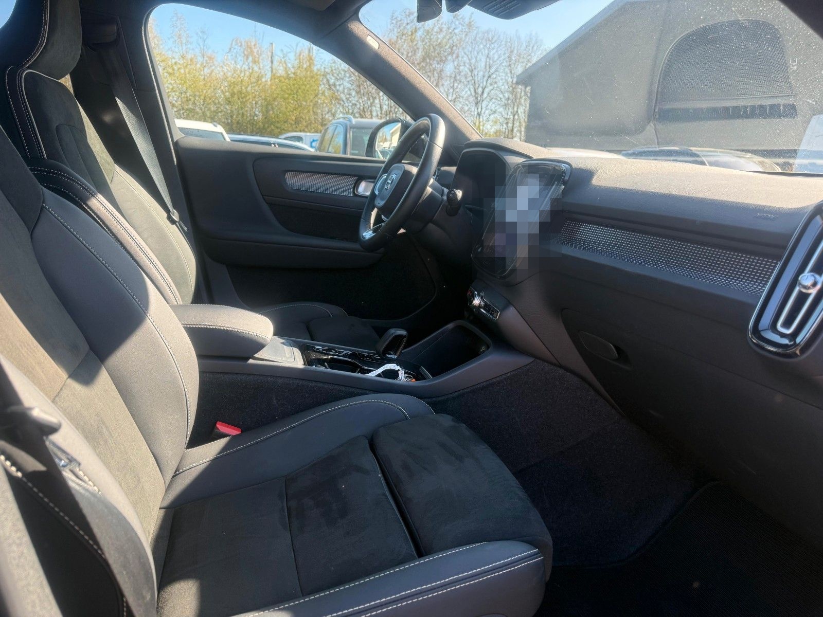 Volvo XC40 B4 Plus Dark AUTOMATIK*LEDER* foto 23