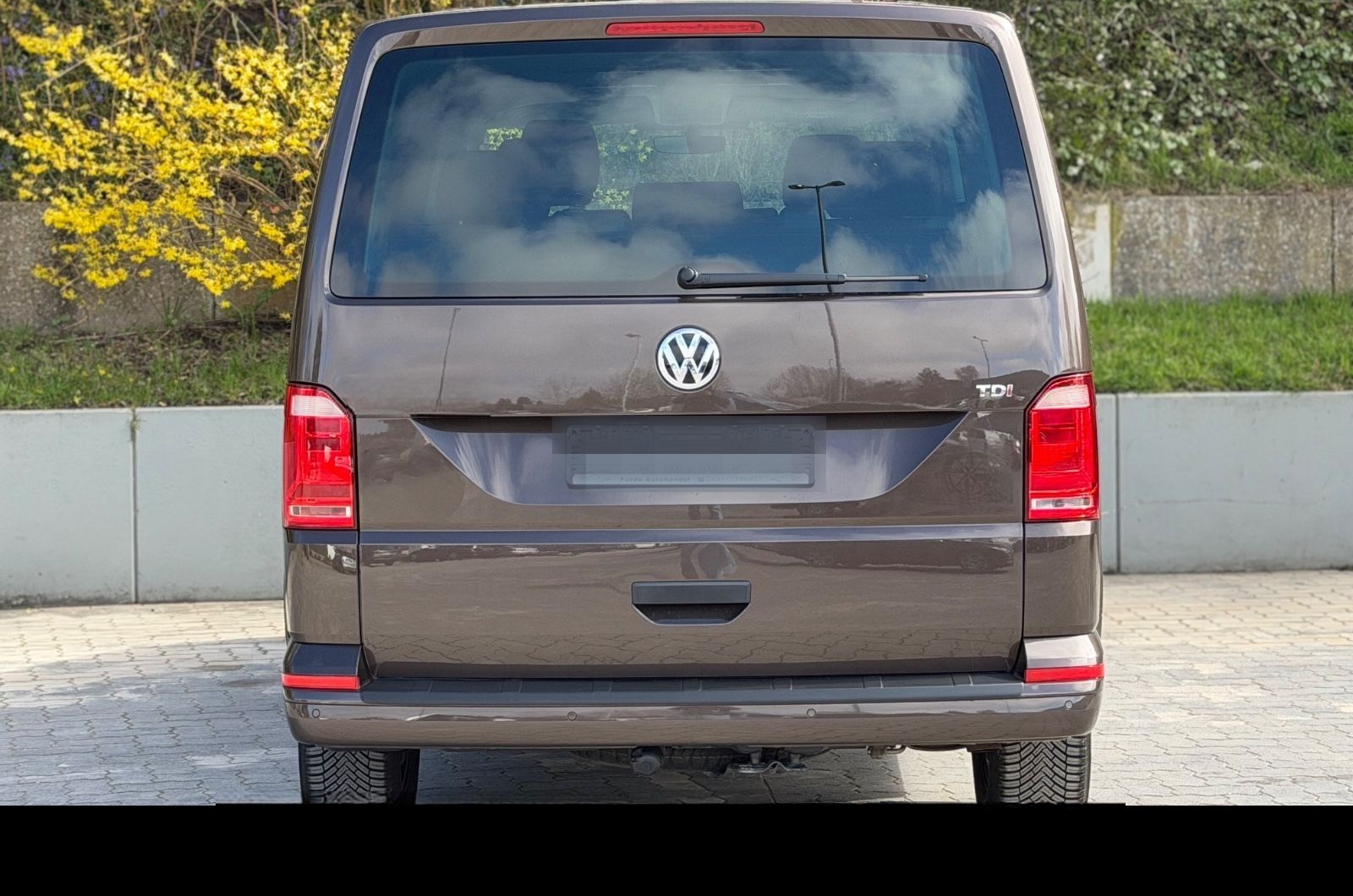 Volkswagen T6 2.0 TDI DSG Multivan BULLI/1HAND/STDHZG/AHK foto 6