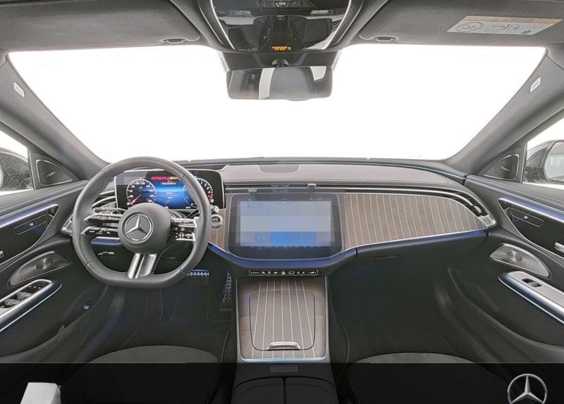 Mercedes-Benz E 300 de T AMG Sport Night Distr Pano HUD AHK 20 foto 7