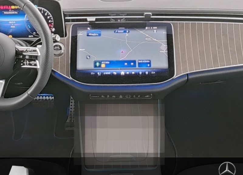 Mercedes-Benz E 300 de T AMG Sport Night Distr Pano HUD AHK 20 foto 10