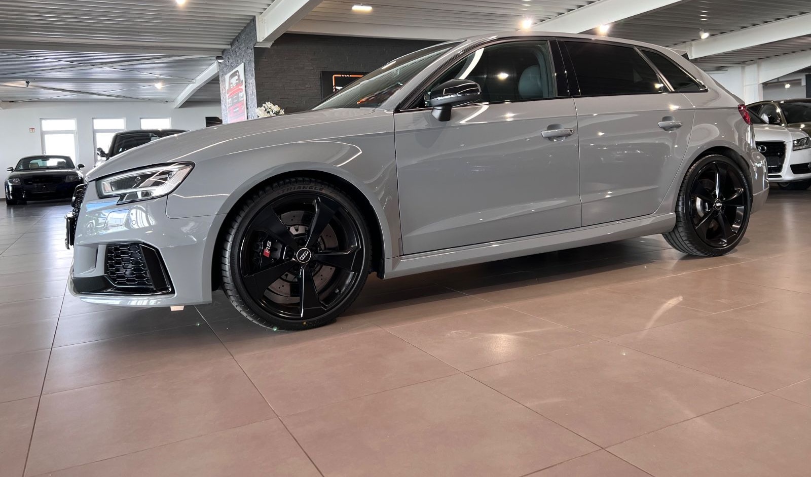 Audi RS3 2.5TFSI S tronic quattro Sportback NARDOGRAU foto 13