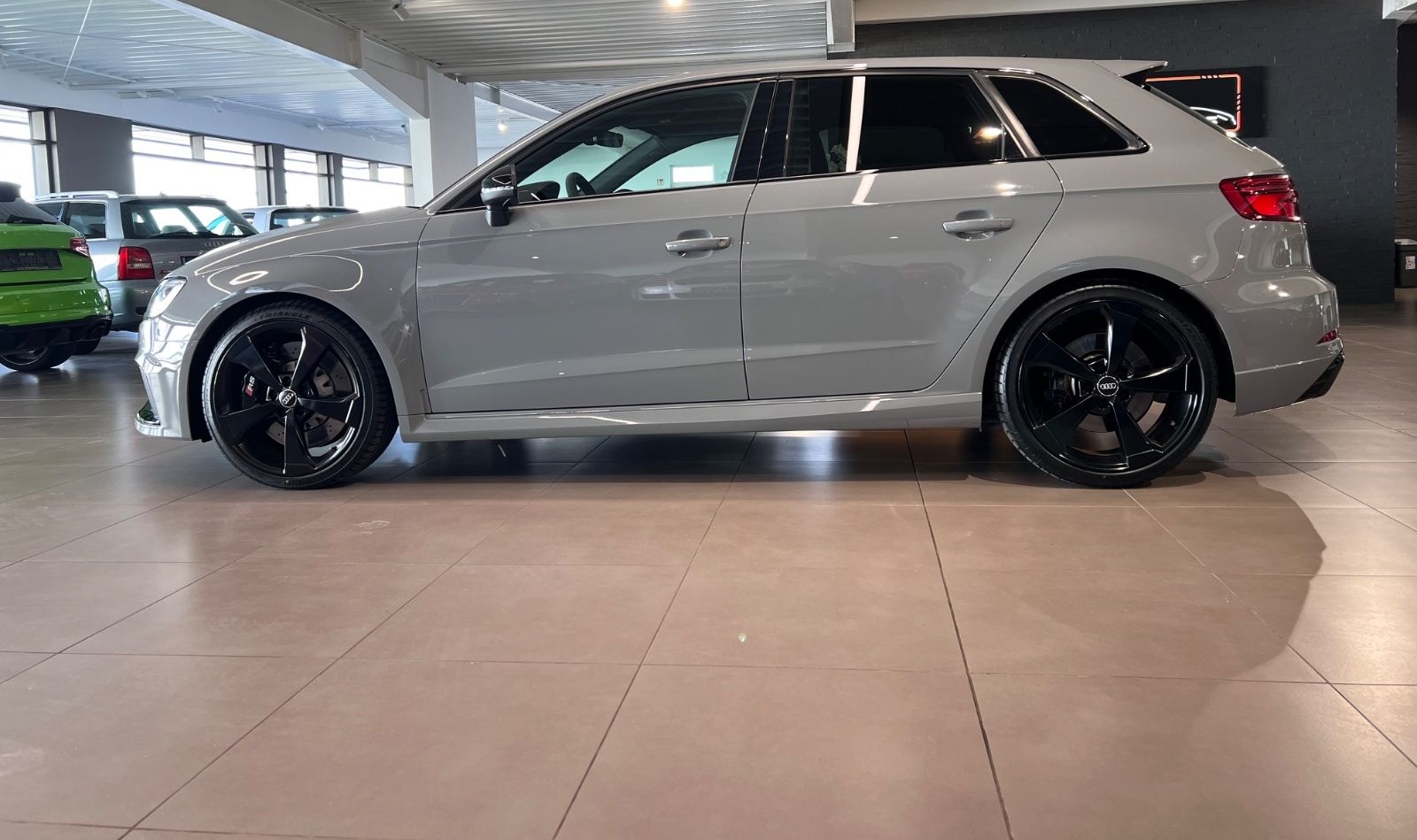 Audi RS3 2.5TFSI S tronic quattro Sportback NARDOGRAU foto 4