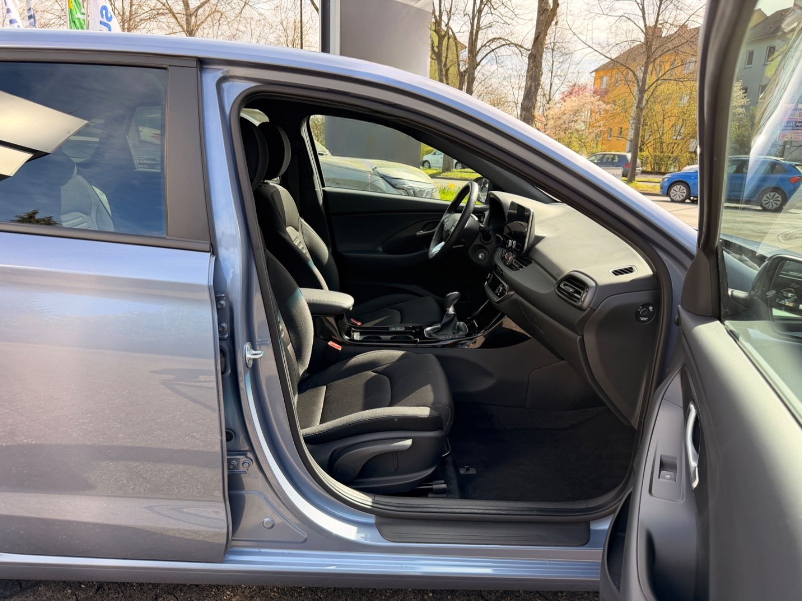 Hyundai i30 Advantage NAVLI LED SPUR KLIMAAUTO KAMERA foto 11