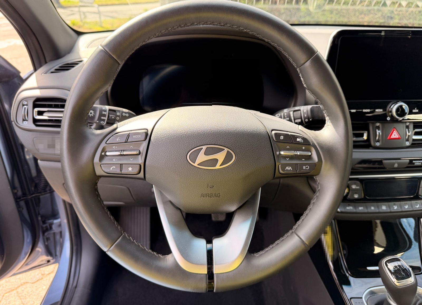 Hyundai i30 Advantage NAVLI LED SPUR KLIMAAUTO KAMERA foto 16