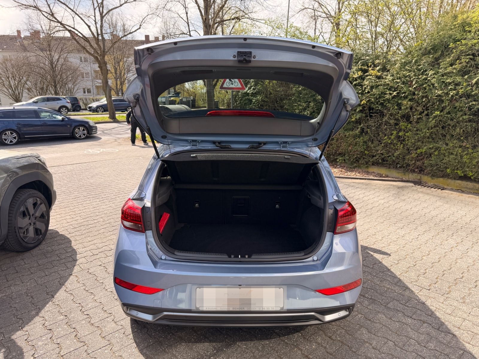 Hyundai i30 Advantage NAVLI LED SPUR KLIMAAUTO KAMERA foto 7