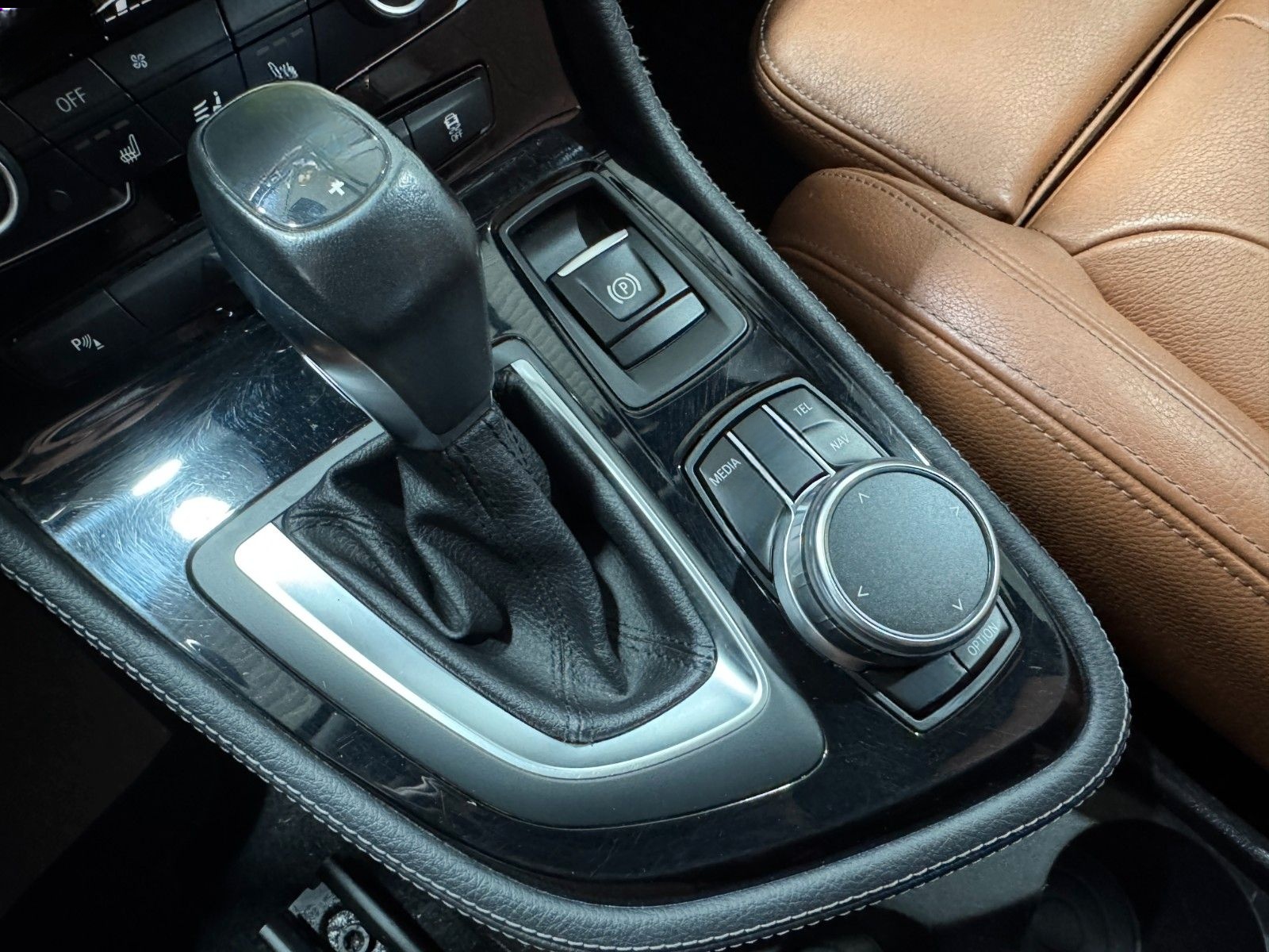 BMW 218 Gran Tourer xDrive Luxury Line| AUT | 7-SITZ foto 17