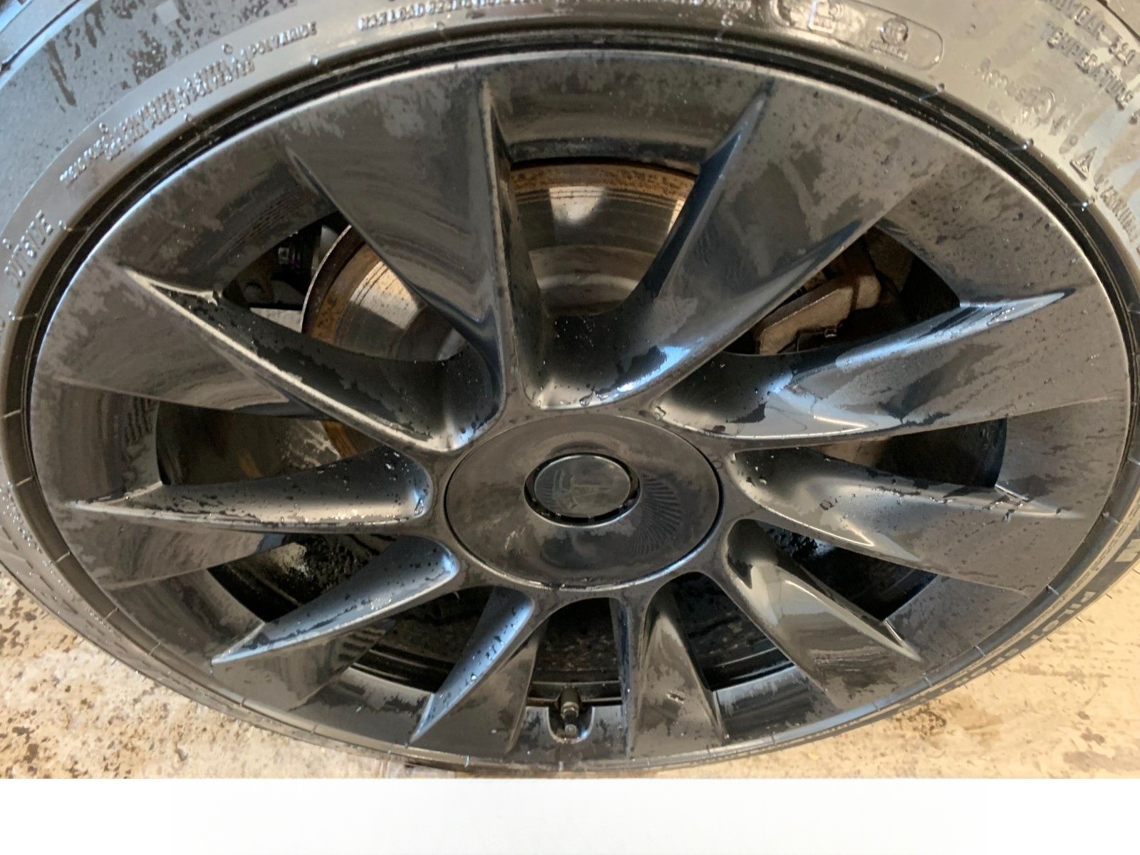 Tesla Model Y Long Range Dual AWD|Autopilot3|Pano| foto 8