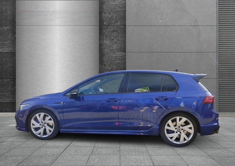 Volkswagen Golf VIII 2.0 TSI R 4Motion OPF R 4Motion foto 2