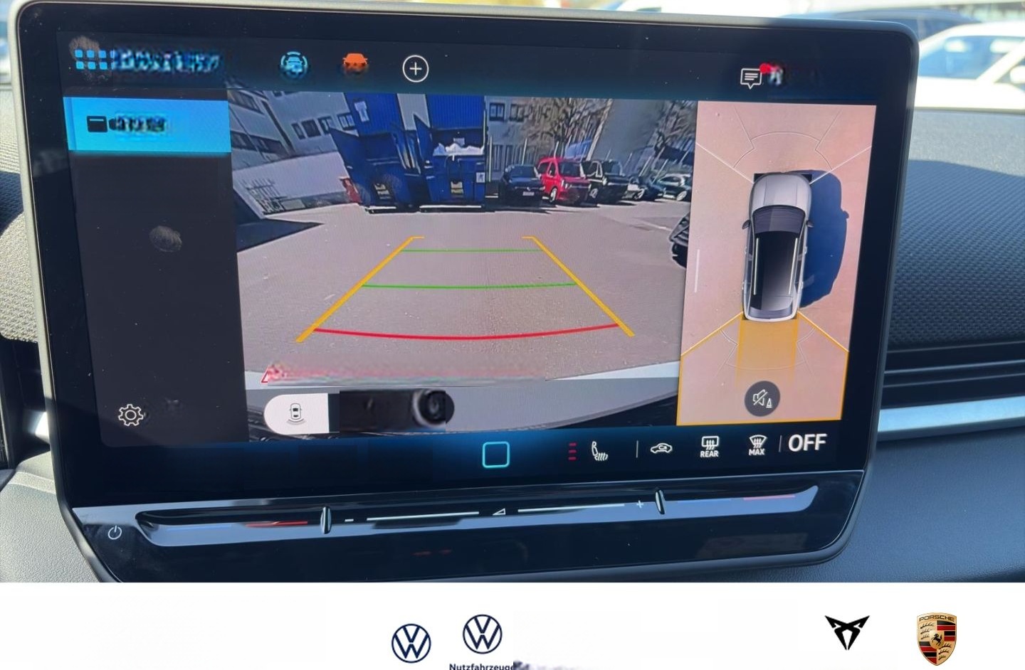 Volkswagen T-Roc 1.5 l eTSI R-Line DSG+MATRIX+HUD+AHK+PANO foto 12