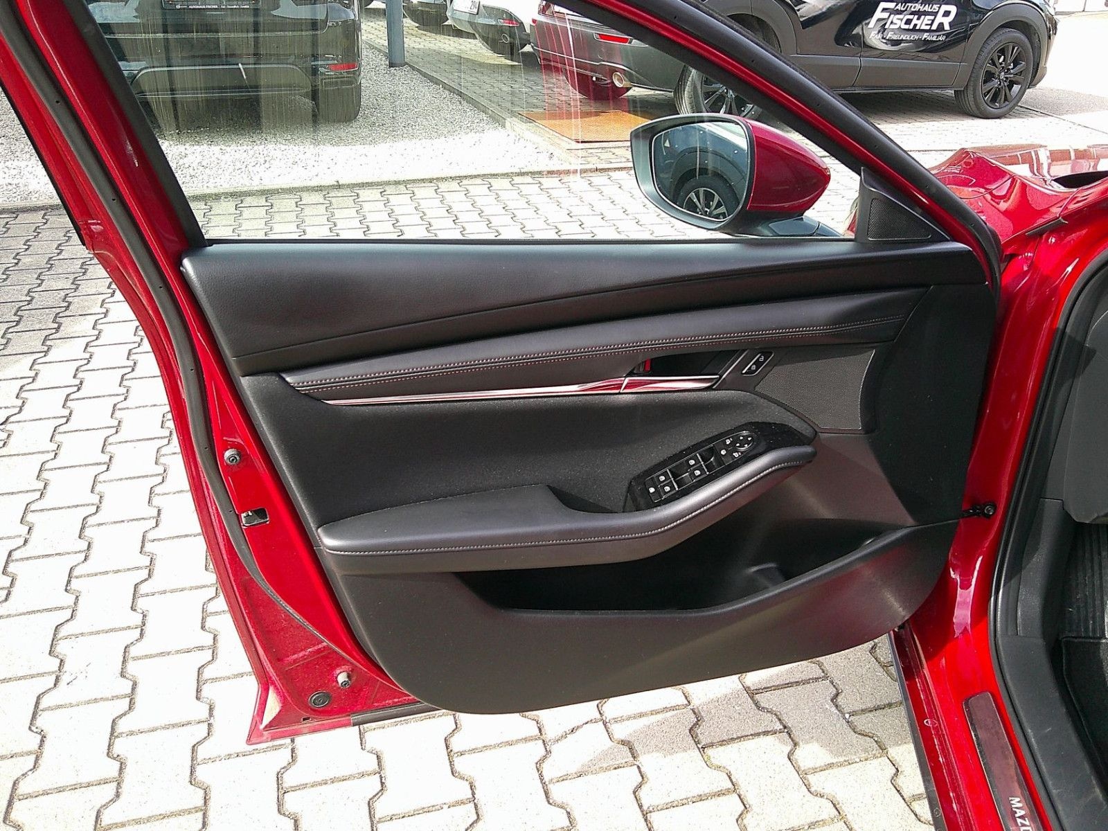 Mazda 3 SKYACTIV X 186 AT Selection KAMERA/SHZ/HUD/NAV foto 16