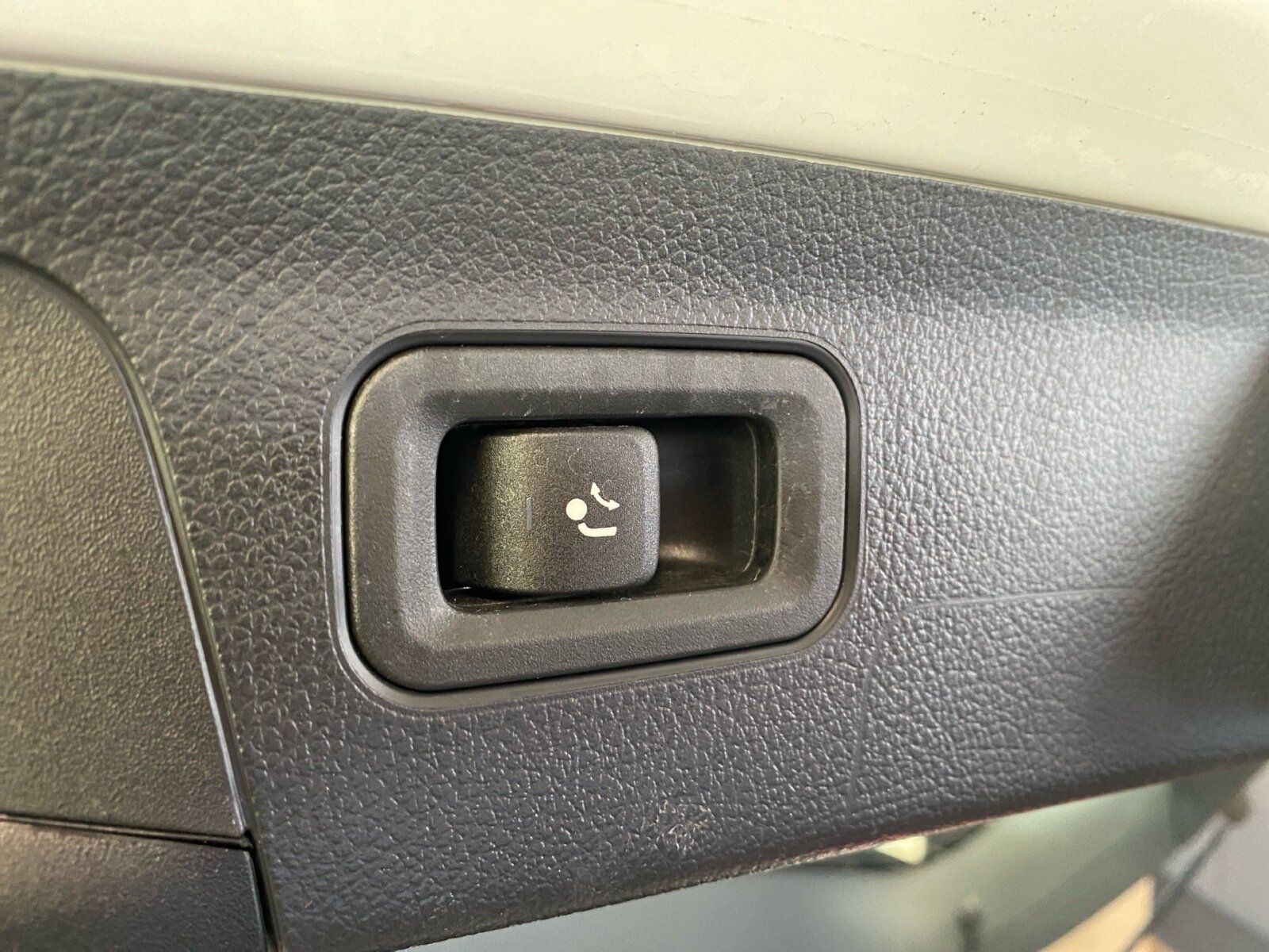 Mercedes-Benz A 250 e Kompaktlimo *SHZ*DISTR*NAVI*LED*AHK* foto 13