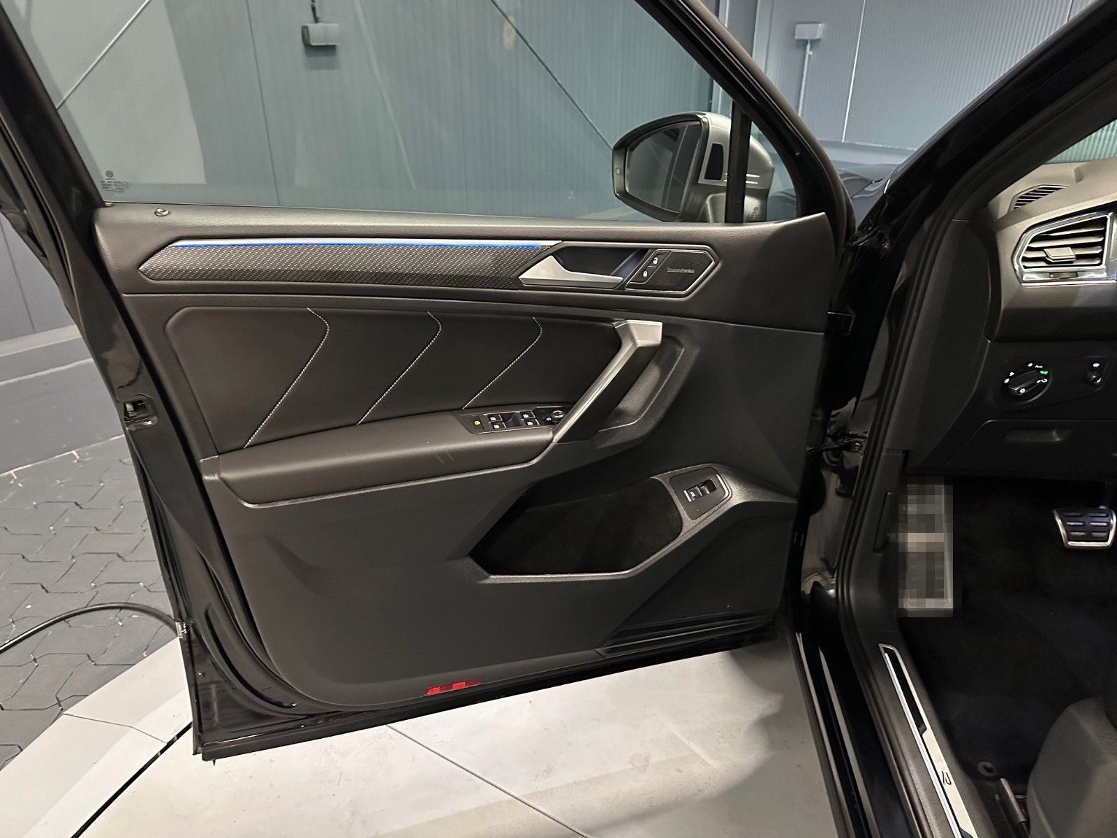 Volkswagen Tiguan Allspace R-Line 4Motion*HUD*HIFI*DCC*KAME foto 12