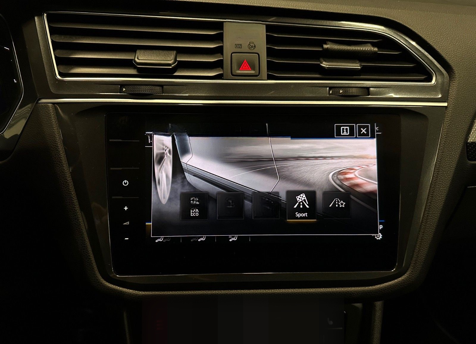 Volkswagen Tiguan Allspace R-Line 4Motion*HUD*HIFI*DCC*KAME foto 23