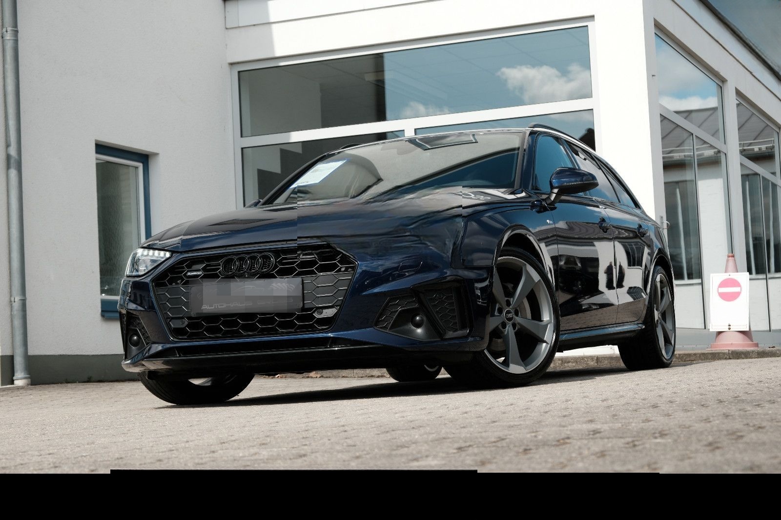 Audi A4 40 TDI Avant S tr. quattro "3xS-Line"MATRIX" foto 2