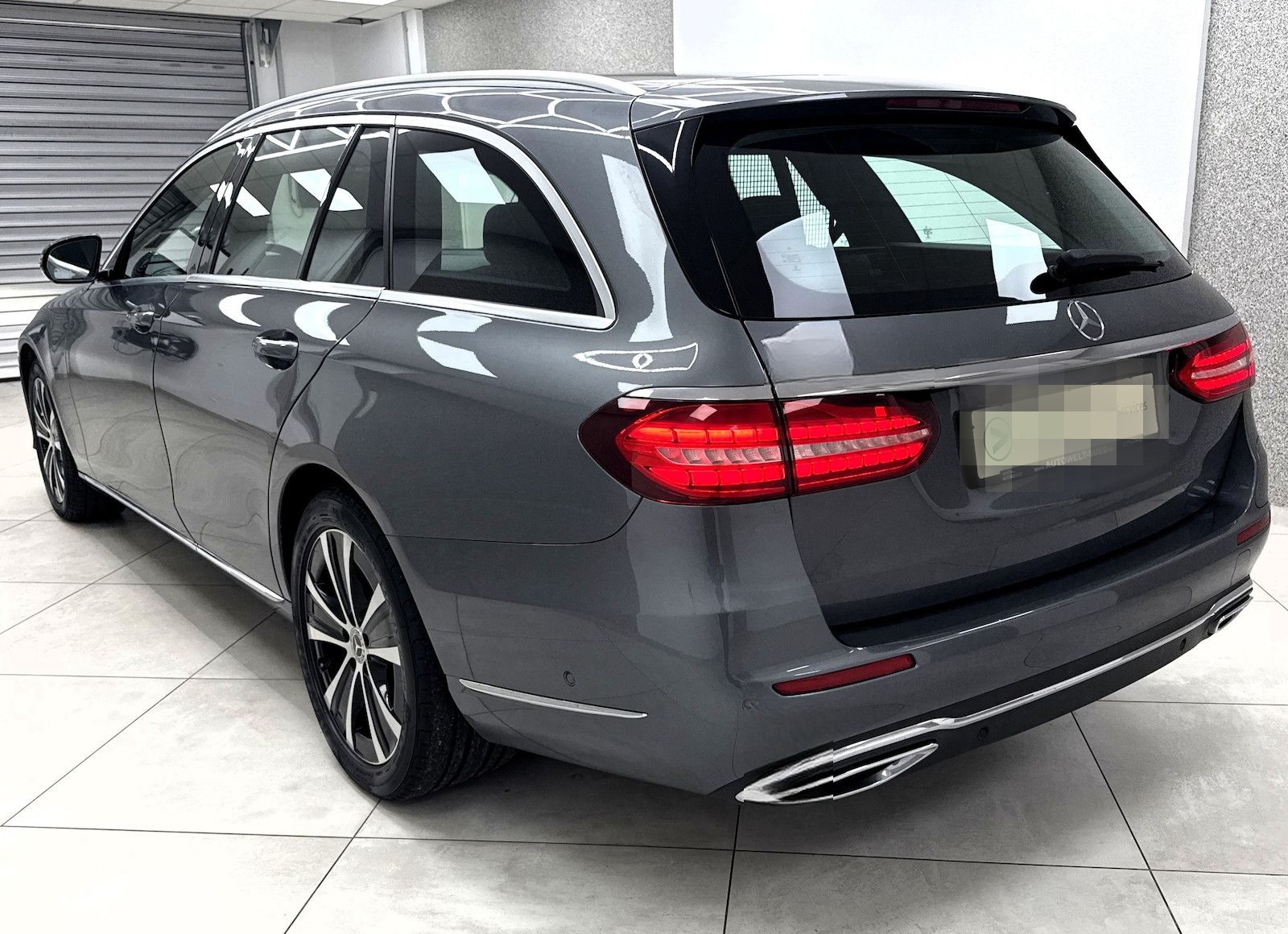 Mercedes-Benz E 300 de T Elegance DTR 2xSpur RCam elHeckk Ambi foto 4