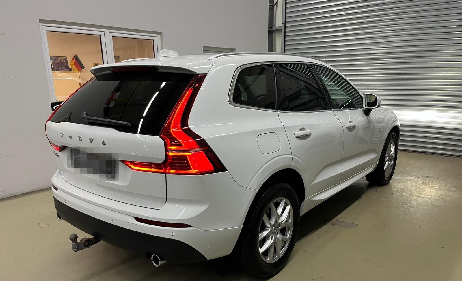 Volvo XC60 Momentum ProKamera/AHK/LED/Harman-Kardon foto 4