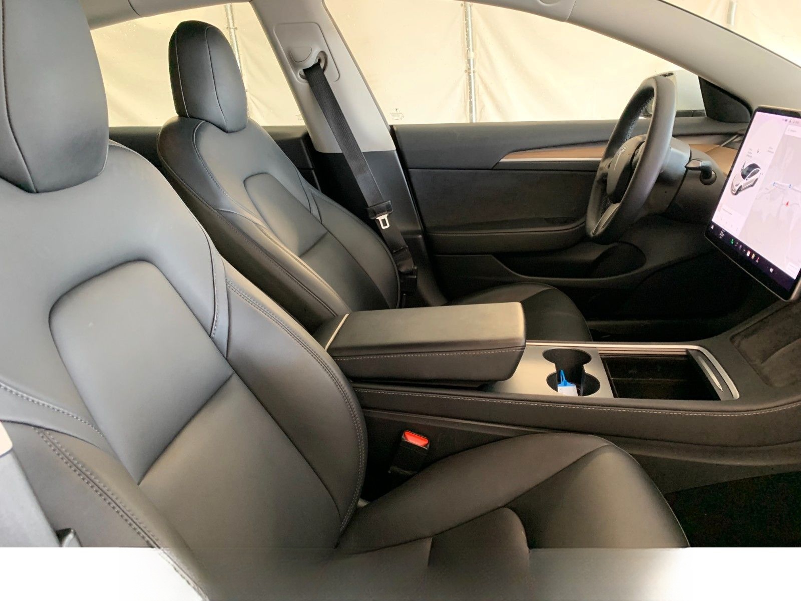 Tesla Model 3 SR Plus Wärmepumpe Autopilot3 Kamera LED foto 3
