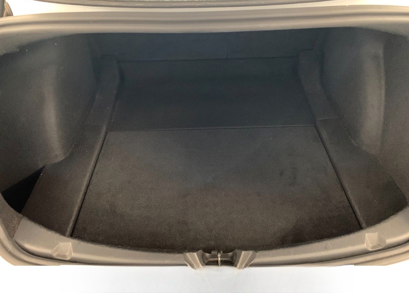 Tesla Model 3 SR Plus Wärmepumpe Autopilot3 Kamera LED foto 6