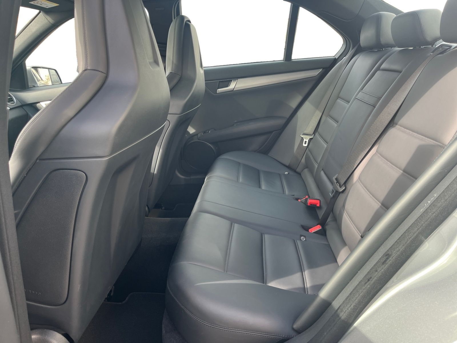 Mercedes-Benz C 63 AMG DEUTSCH MB SCHECKHEFT U-FREI TRAUM foto 14