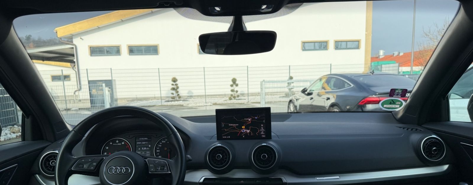 Audi Q2 30 TFSI sport Automatik Navi Xenon foto 13