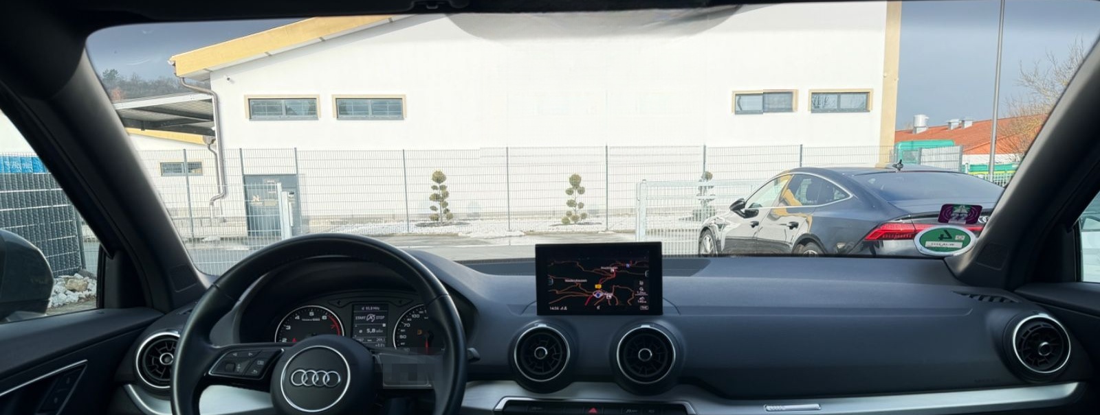 Audi Q2 30 TFSI sport Automatik Navi Xenon foto 14