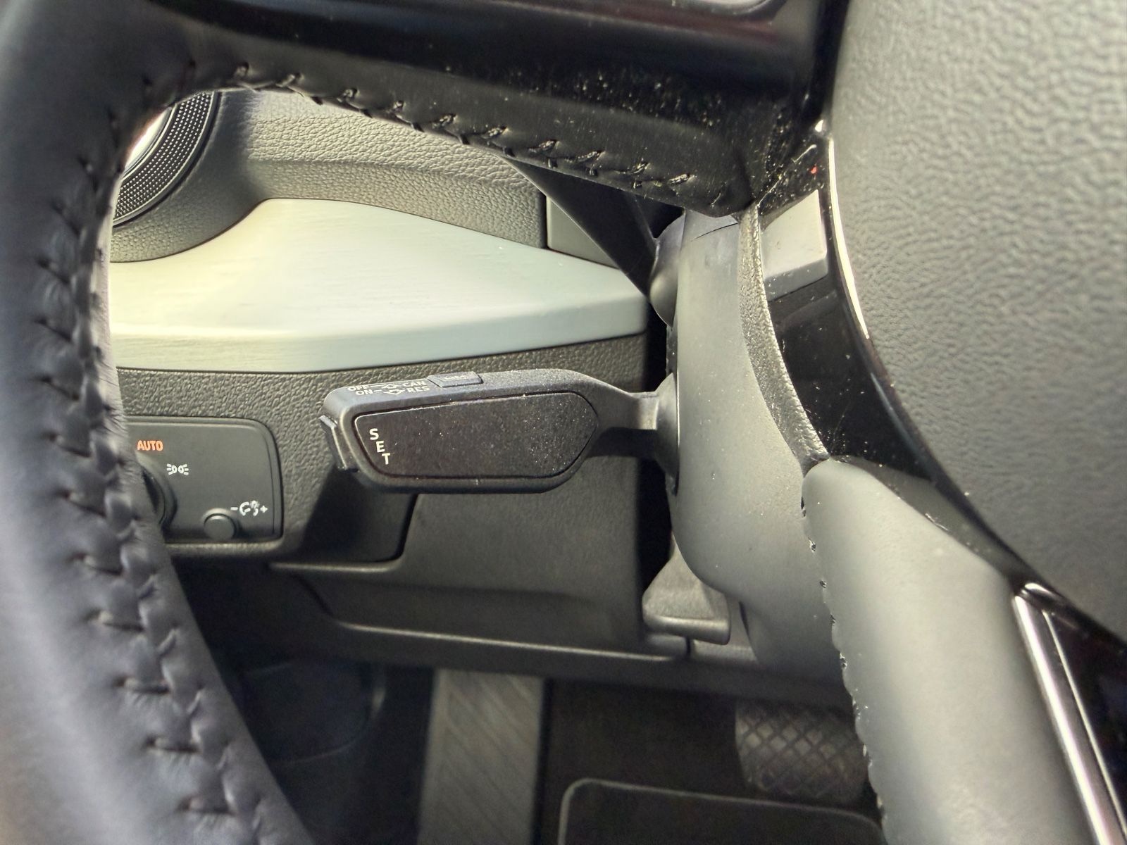 Audi Q2 30 TFSI sport Automatik Navi Xenon foto 21