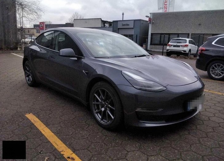 Tesla Model 3 Dual AWD Wärmepumpe Autopilot 3 Kam Pano foto 5
