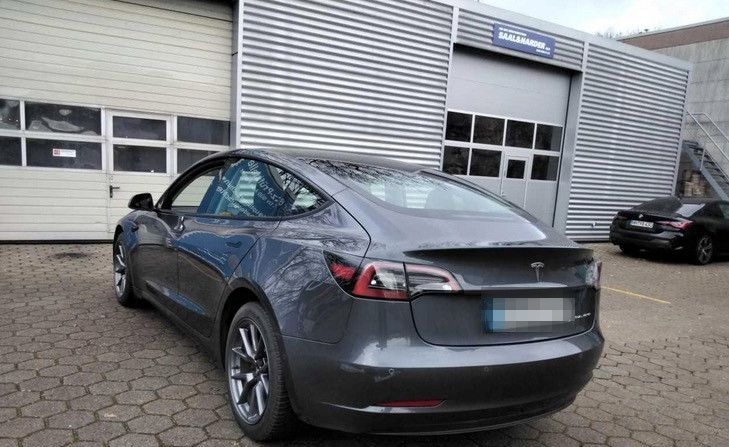 Tesla Model 3 Dual AWD Wärmepumpe Autopilot 3 Kam Pano foto 6