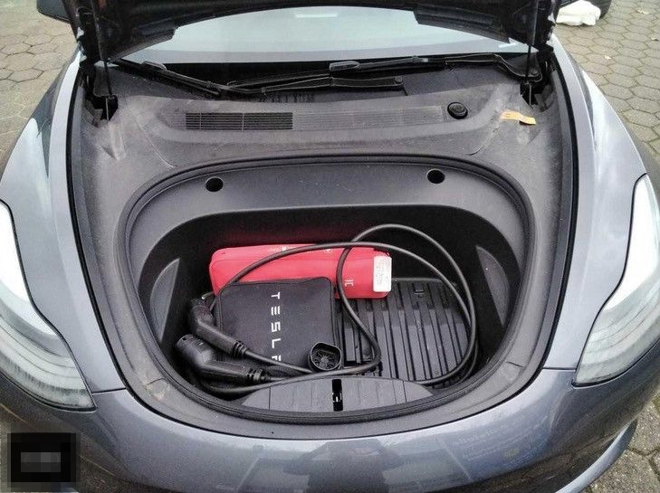 Tesla Model 3 Dual AWD Wärmepumpe Autopilot 3 Kam Pano foto 8