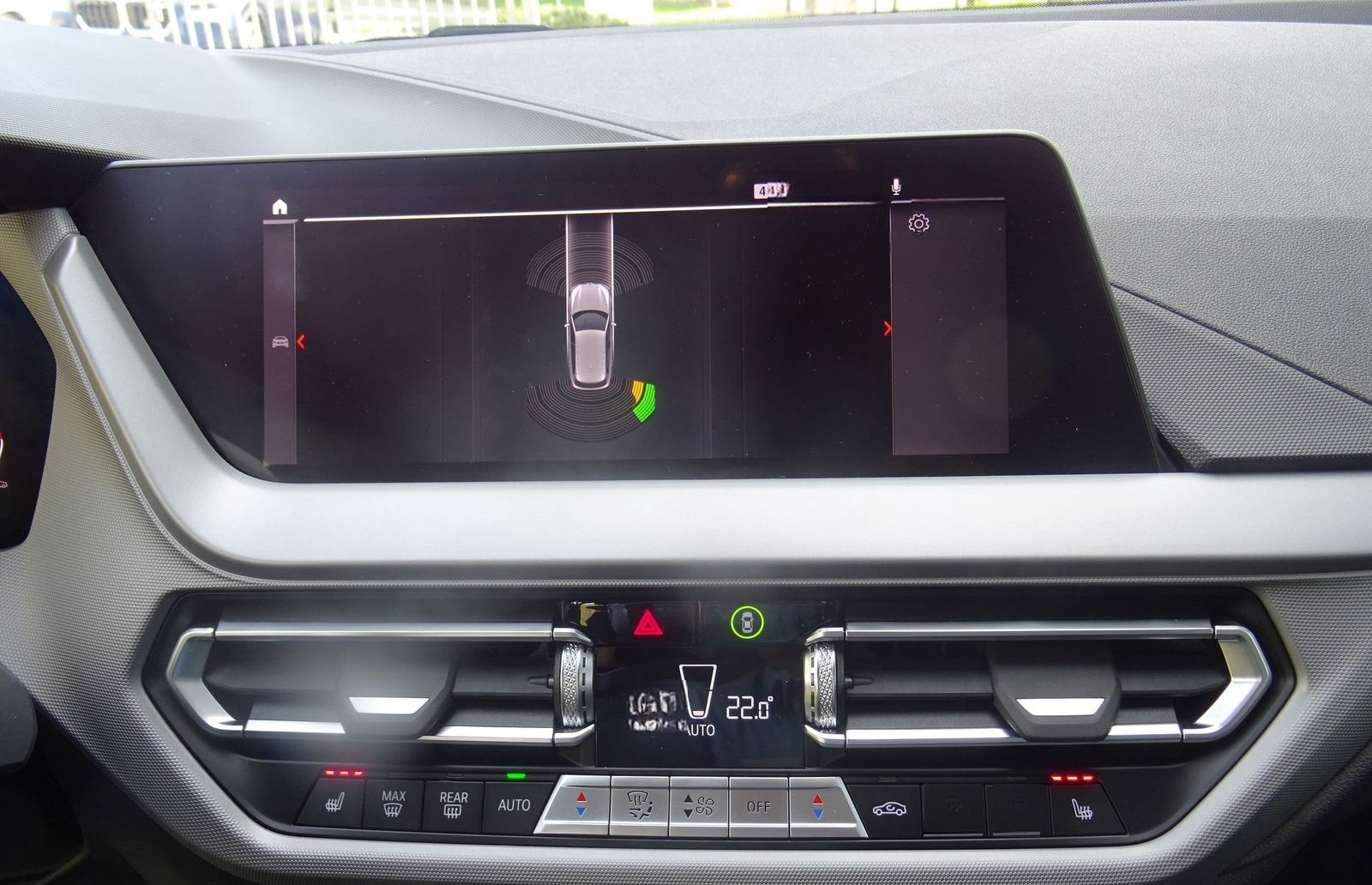BMW 118i Lim. Advantage LED LivePro SH PDC CarPlay foto 12
