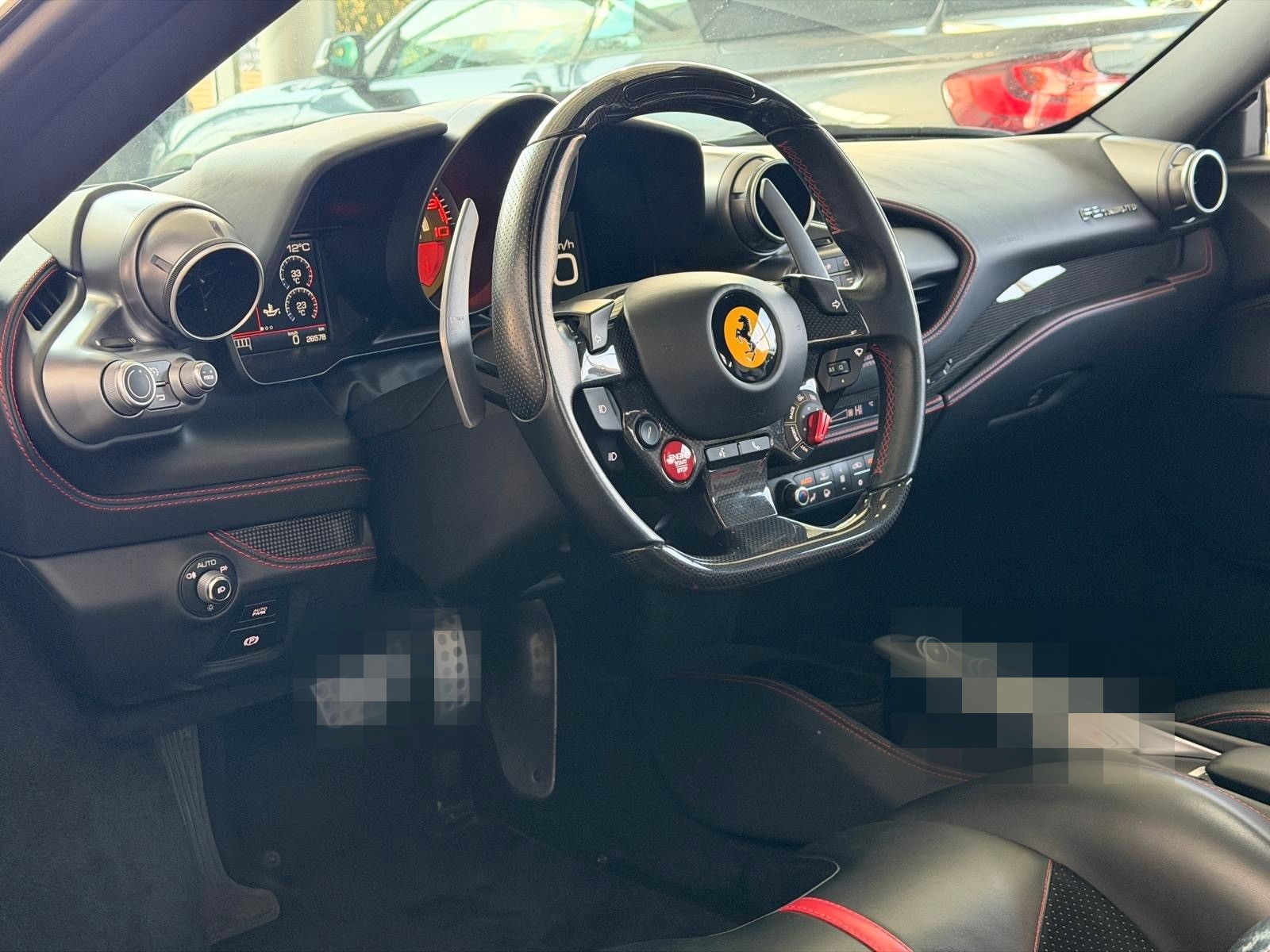 Ferrari F8 Tributo foto 20