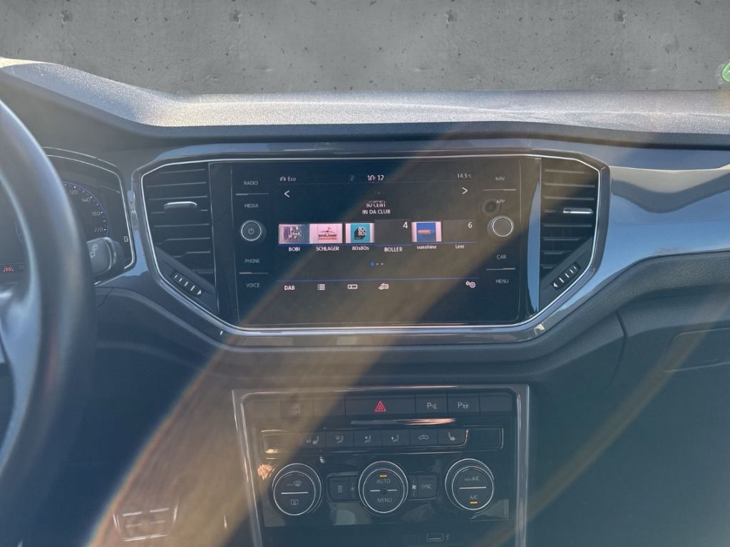 Volkswagen T-Roc IQ.DRIVE 2.0 TDI Apple CarPlay LenkradHZG foto 12