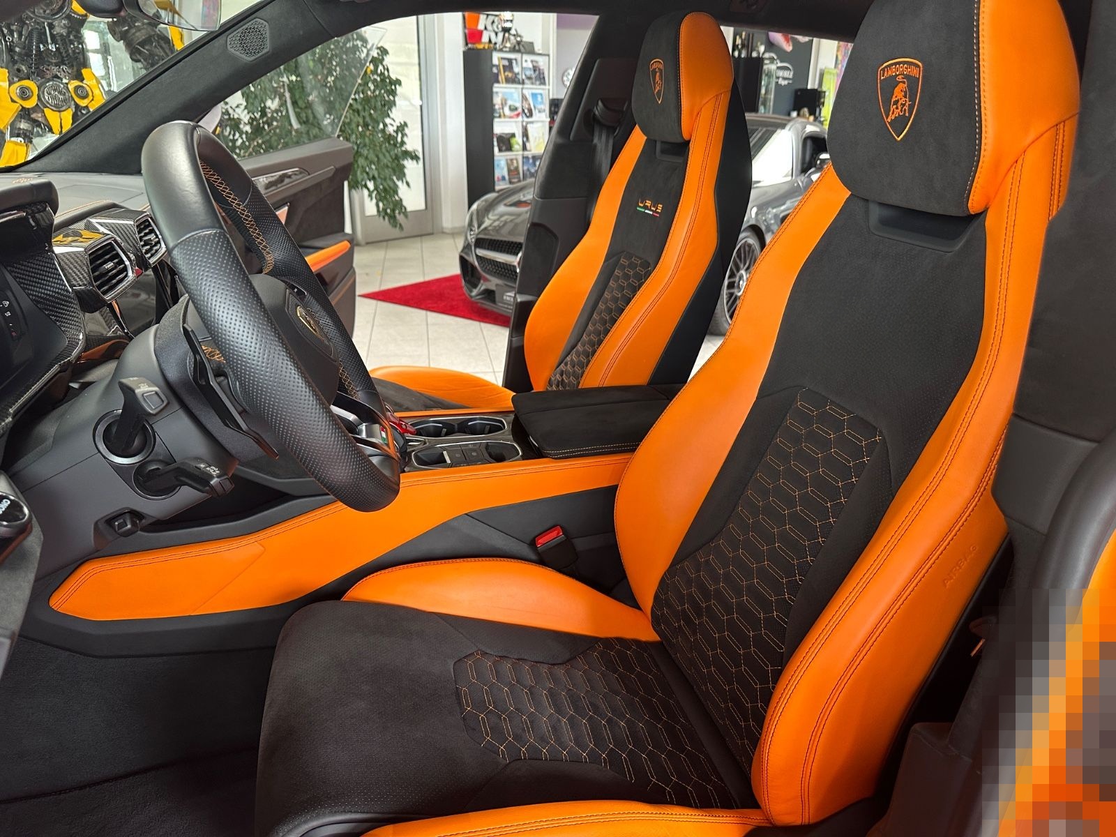 Lamborghini Urus Pearl Capsule Carbon B&O Massage 23 foto 12