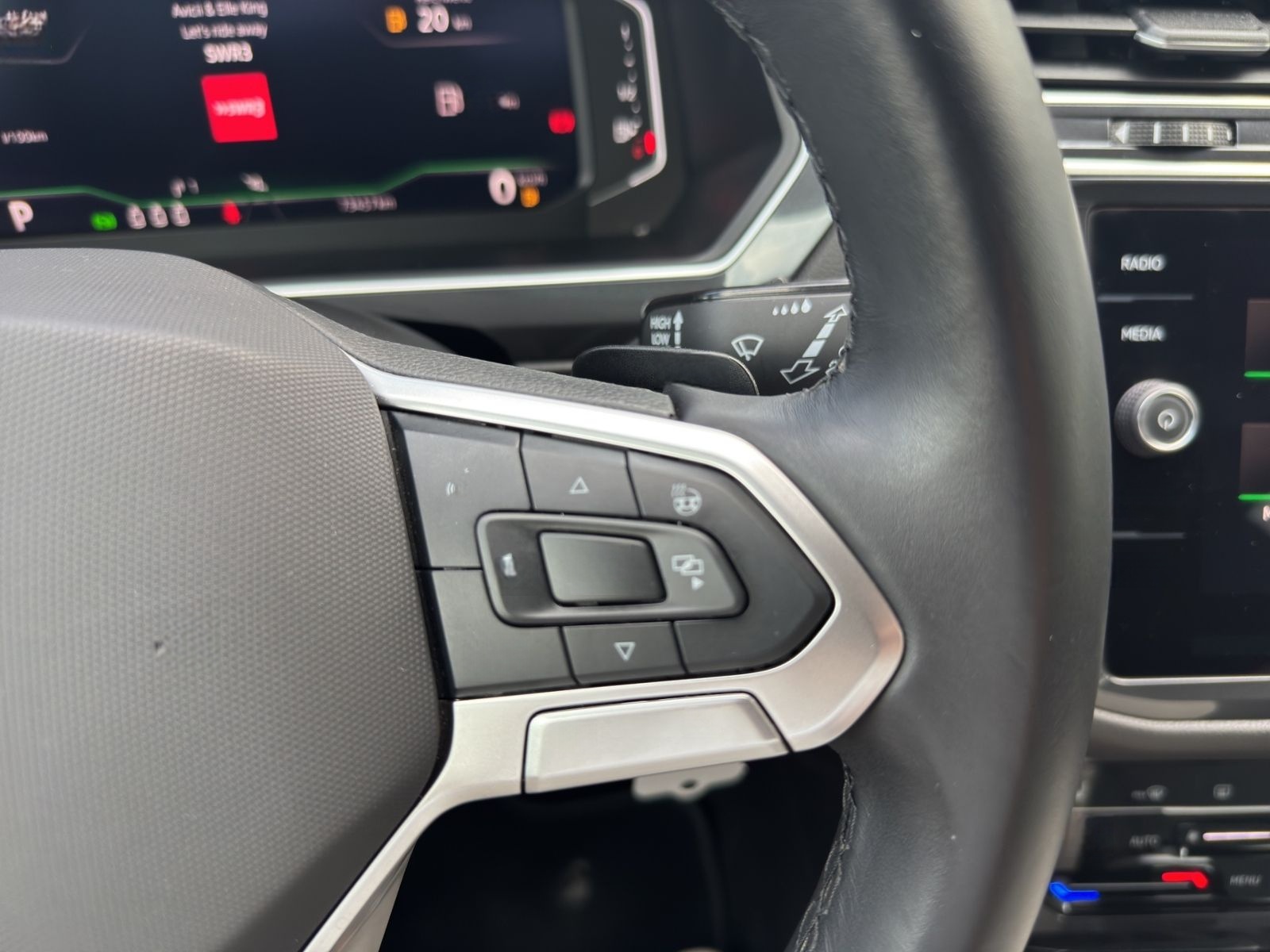 Volkswagen Tiguan Allspace TDI Aut. 4Motion Move/AHK/Matrix foto 19