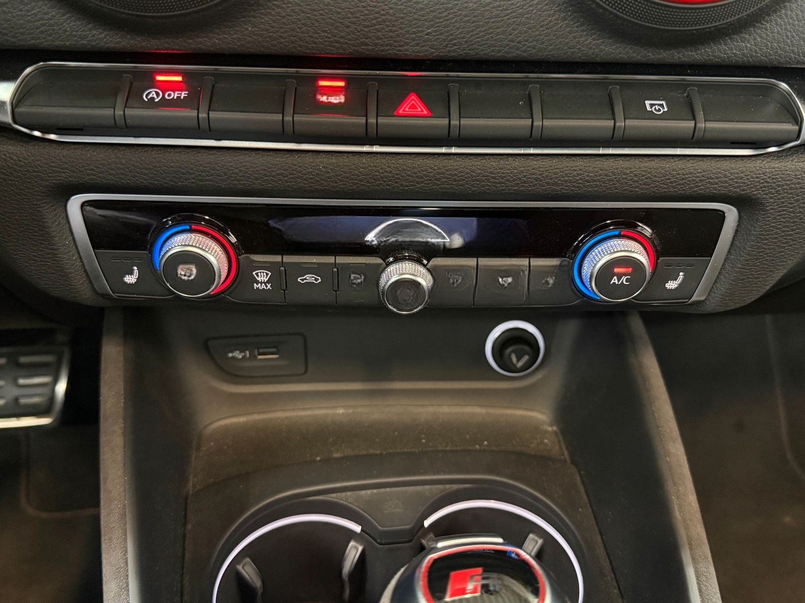 Audi RS3 Sportback 2.5 TFSI Quattro*VIRTUAL*SCHALE*PA foto 25