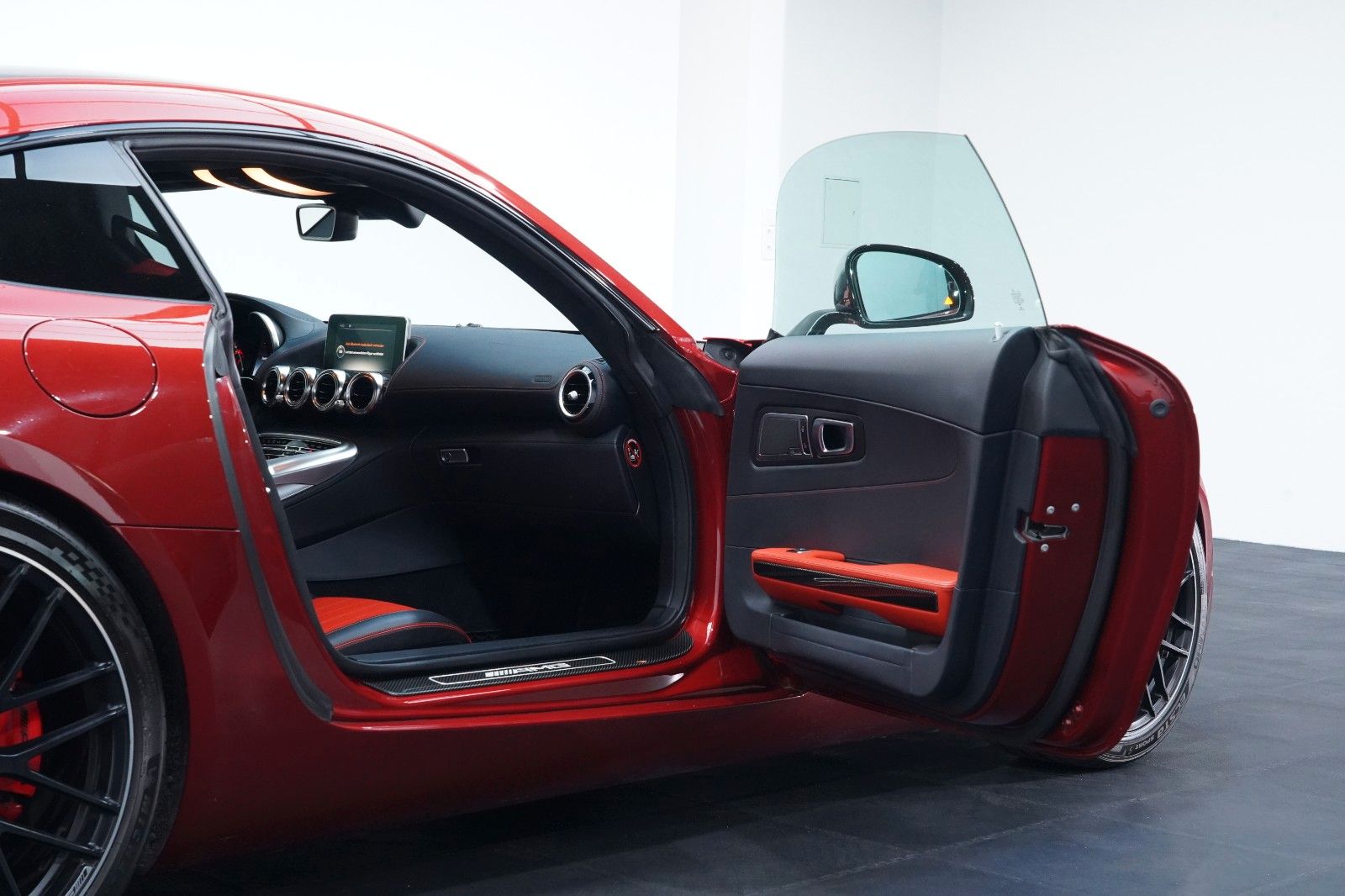 Mercedes-Benz AMG GT S Coupé Burmester®/Pano/Memory/19-20"/Aer foto 13