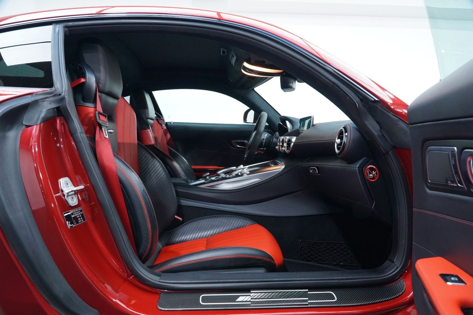Mercedes-Benz AMG GT S Coupé Burmester®/Pano/Memory/19-20"/Aer foto 16