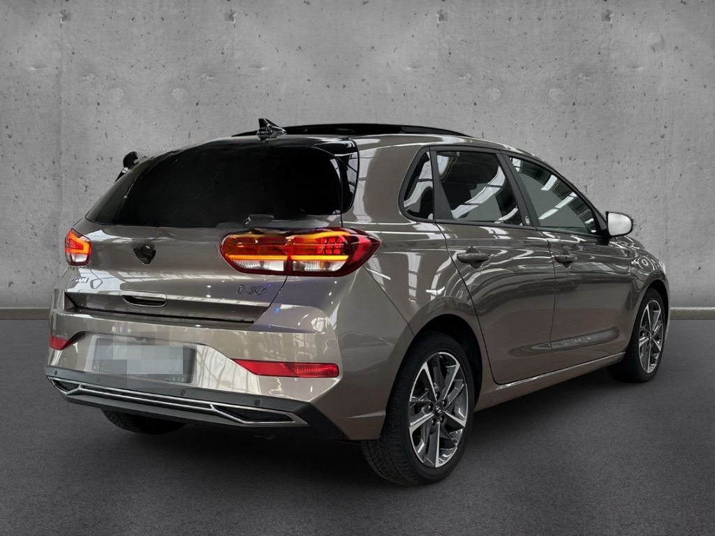Hyundai i30 Mild-Hybrid 1.5 T-GDI Edition 30+ NAVI PANO  foto 4