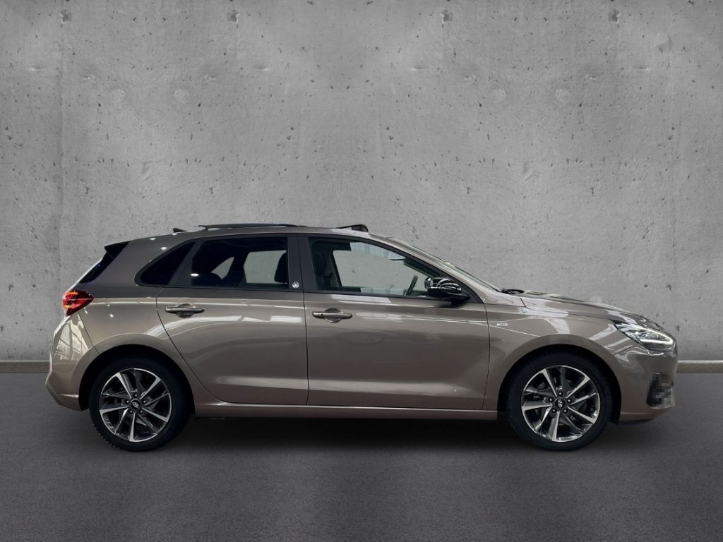 Hyundai i30 Mild-Hybrid 1.5 T-GDI Edition 30+ NAVI PANO  foto 5