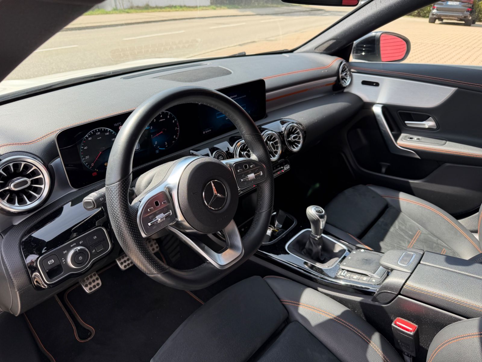 Mercedes-Benz CLA 200 Shooting Brake Edition AMG-Line Panorama foto 12