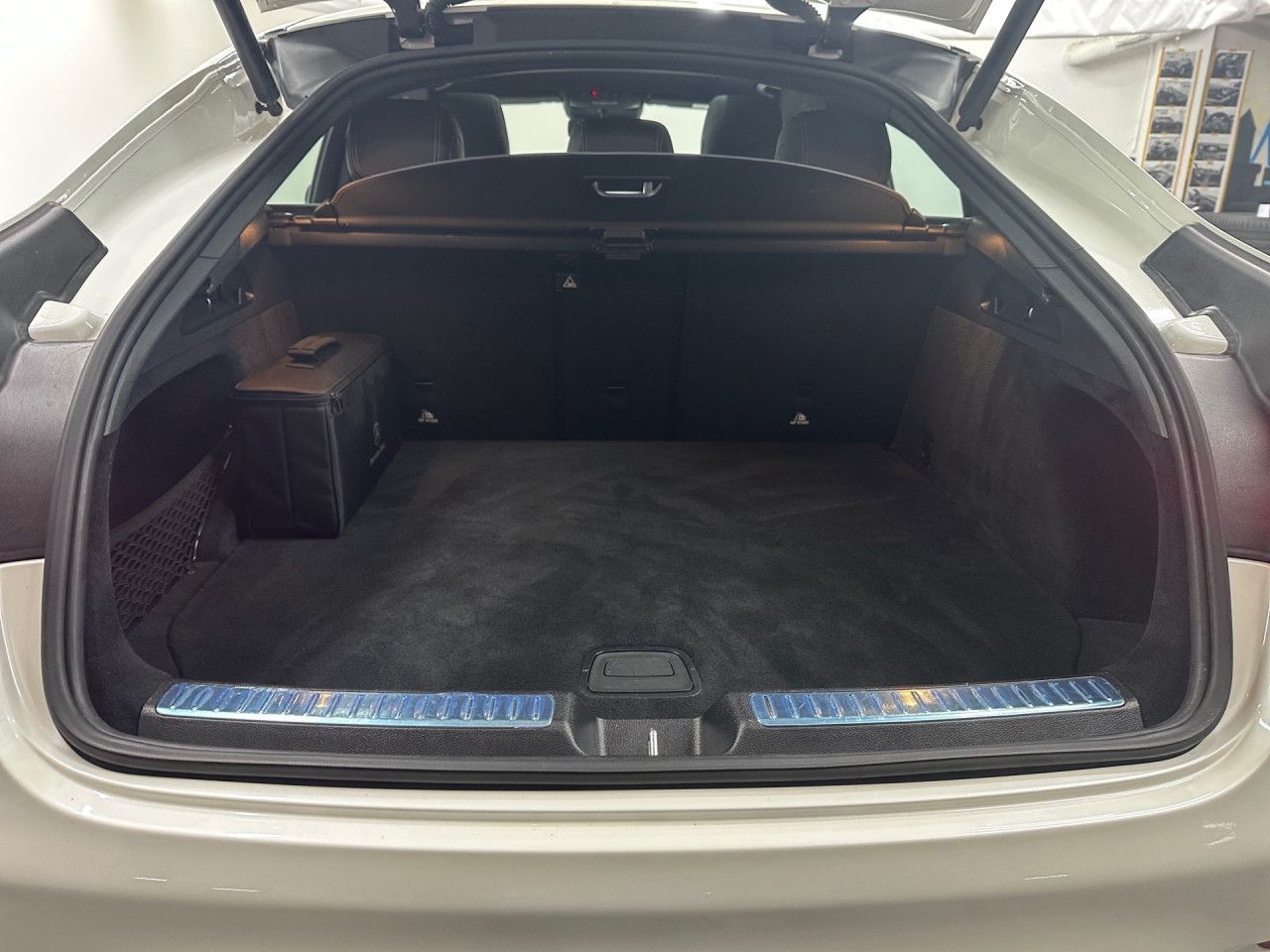 Mercedes-Benz GLC 300 de Cp. 4M WideScreen Distr+ SHD LED 9G foto 14