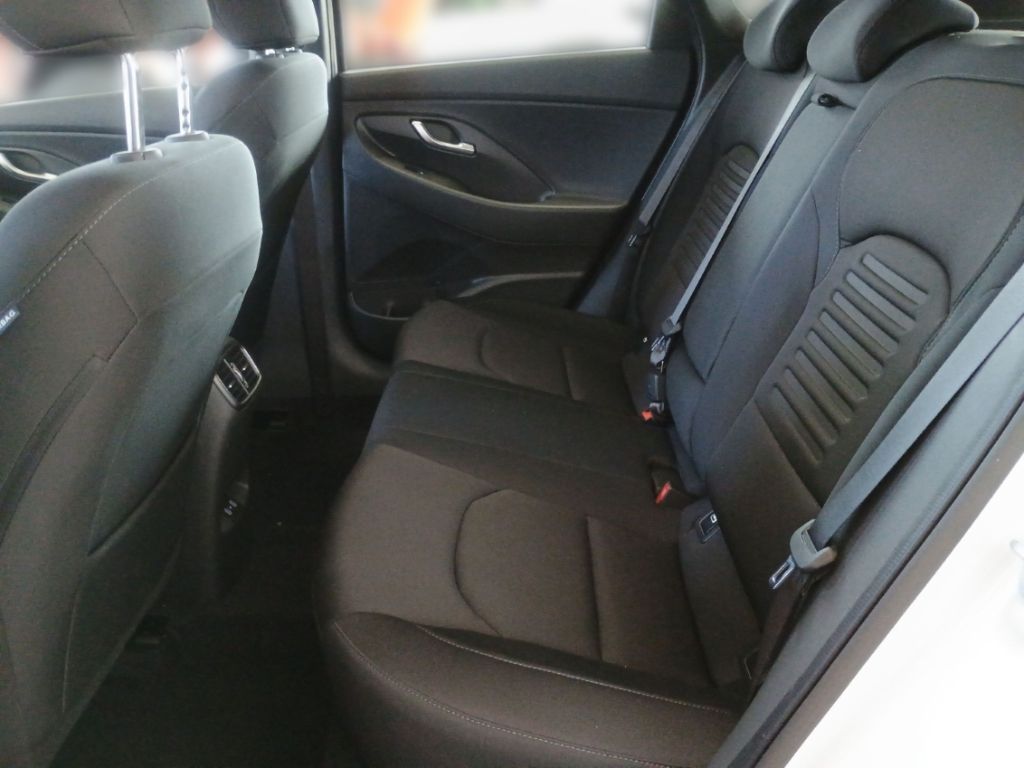 Hyundai i30 FL 5-Trg 1.0 T-GDI MT Advantage MY25 Navi Di foto 10